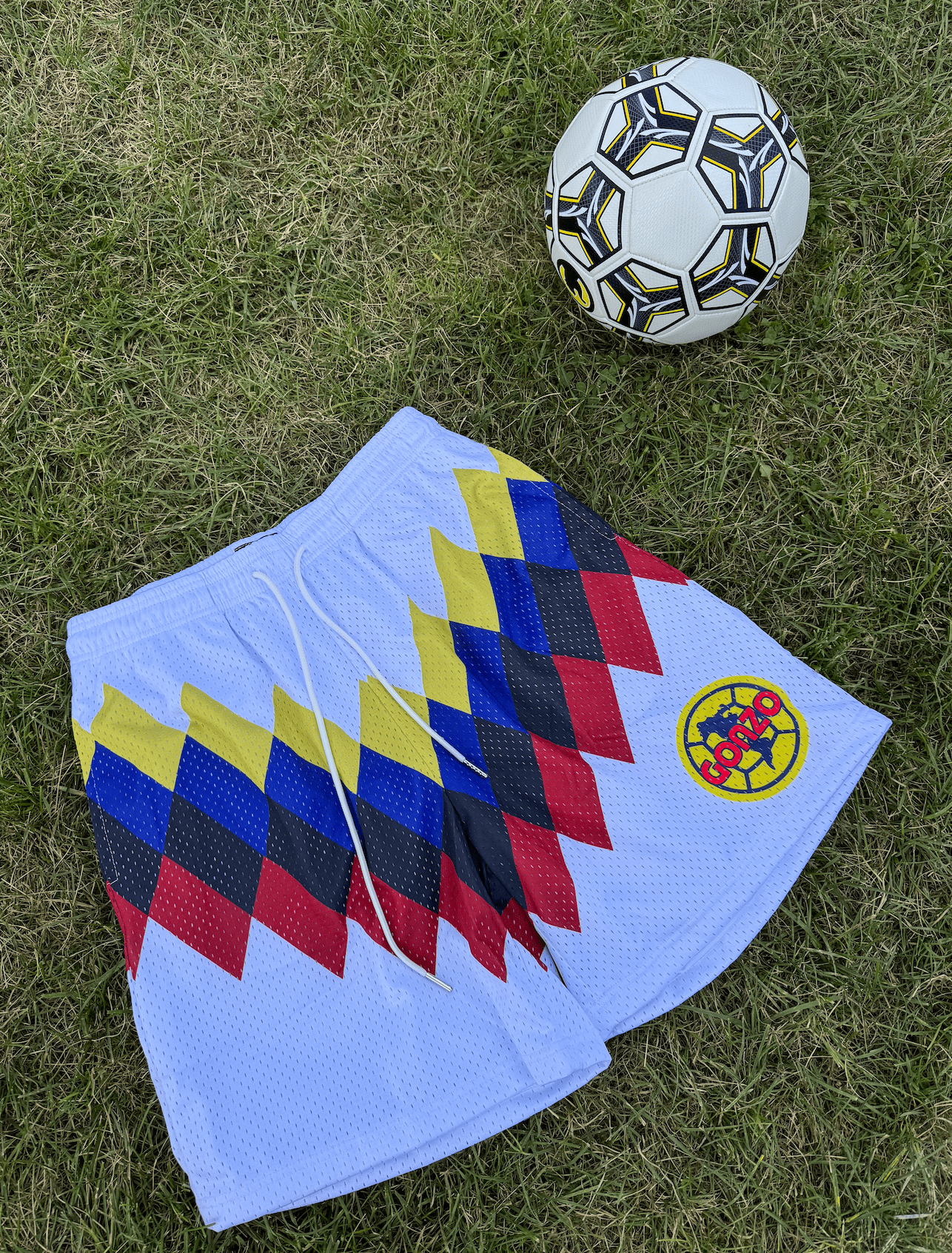 "CA RETRO" WHITE SHORTS