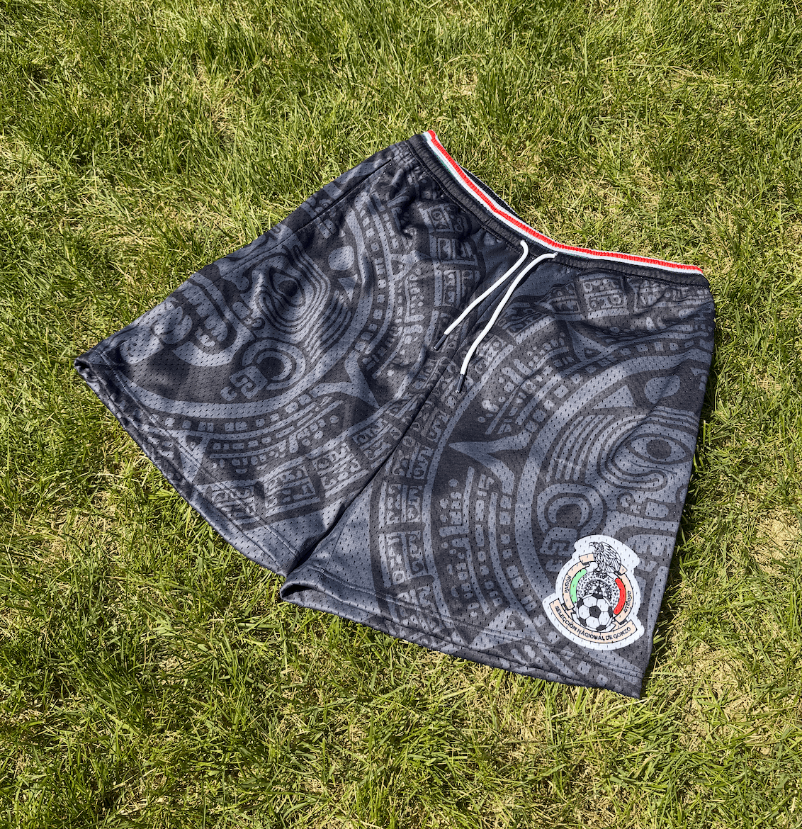 "EL CALENDARIO" SHORTS